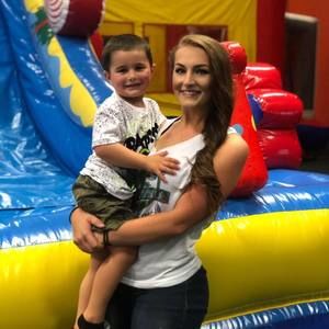 Meet your Posher, Brandy